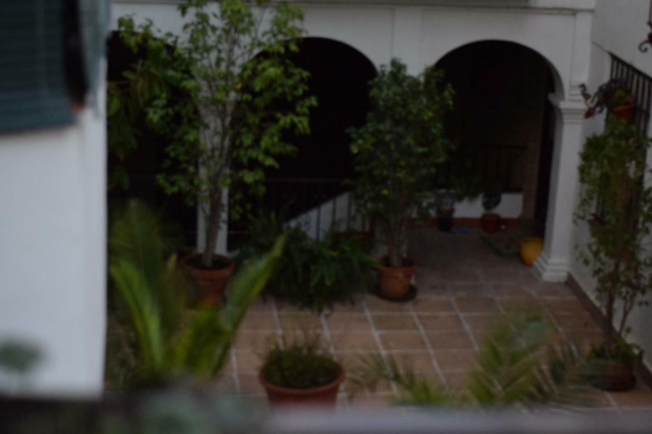 Apartamento Saravia Only Families コルドバ エクステリア 写真