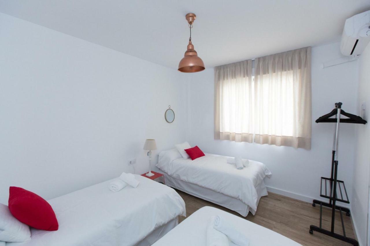 Apartamento Saravia Only Families コルドバ エクステリア 写真