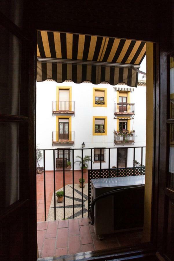 Apartamento Saravia Only Families コルドバ エクステリア 写真