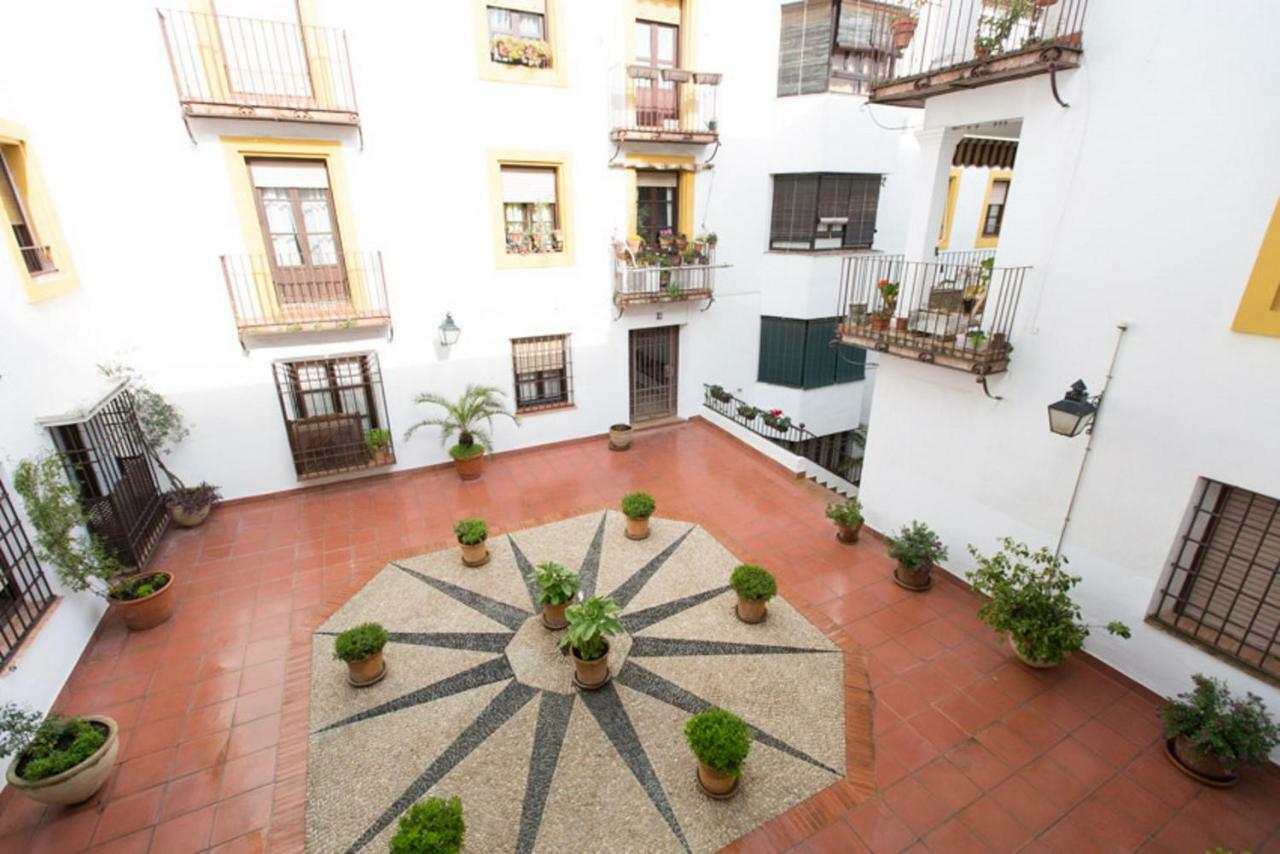 Apartamento Saravia Only Families コルドバ エクステリア 写真