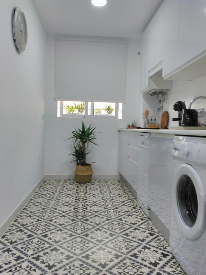 Apartamento Saravia Only Families コルドバ エクステリア 写真